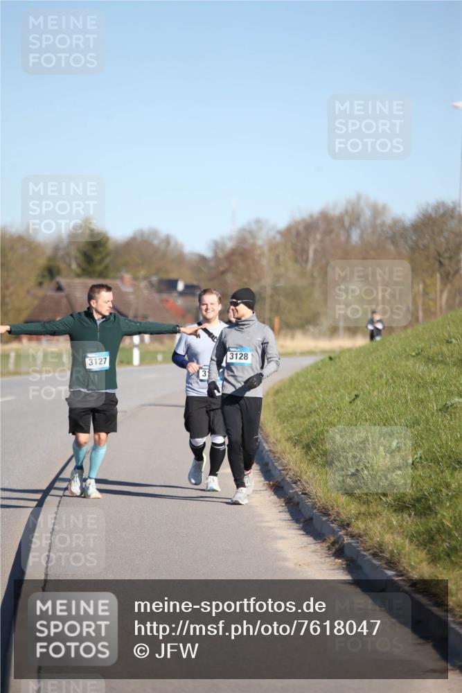 06.04.2025 - 44. Internationalen Wilhelmsburger Insellauf Jannik Wohlers http://msf.ph/oto/7618047 06.04.2025 09:46:03 Laufen 3127, 31, 3128 meine-sportfotos.de