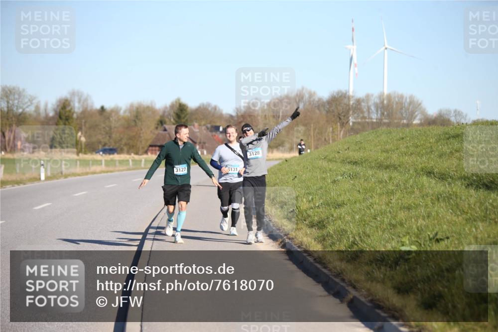 06.04.2025 - 44. Internationalen Wilhelmsburger Insellauf Jannik Wohlers http://msf.ph/oto/7618070 06.04.2025 09:46:05 Laufen 3127, 131, 3128 meine-sportfotos.de
