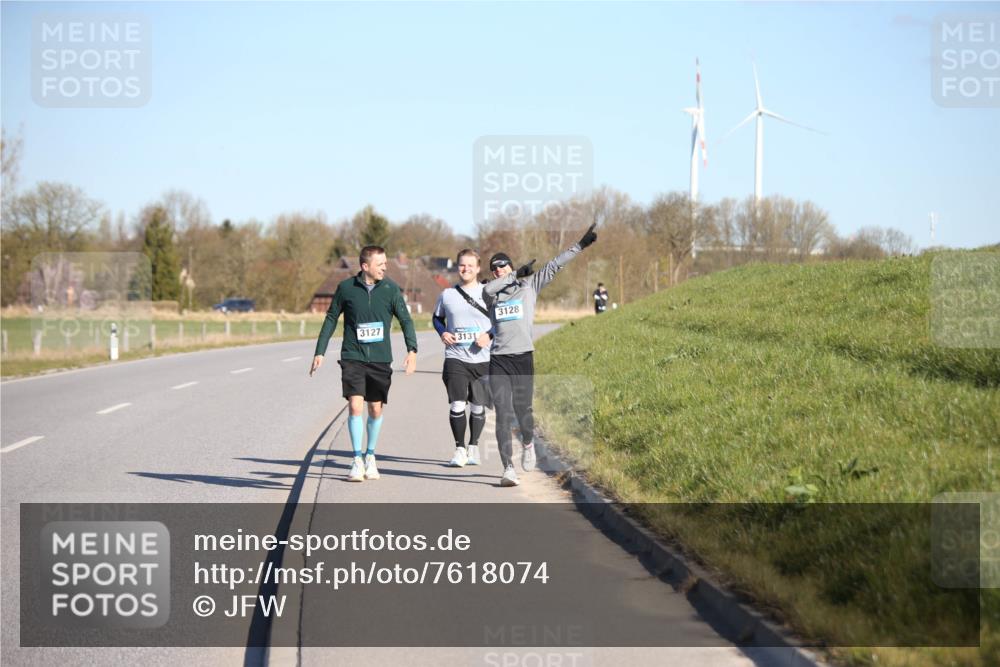 06.04.2025 - 44. Internationalen Wilhelmsburger Insellauf Jannik Wohlers http://msf.ph/oto/7618074 06.04.2025 09:46:05 Laufen 3127, 3131, 3128 meine-sportfotos.de