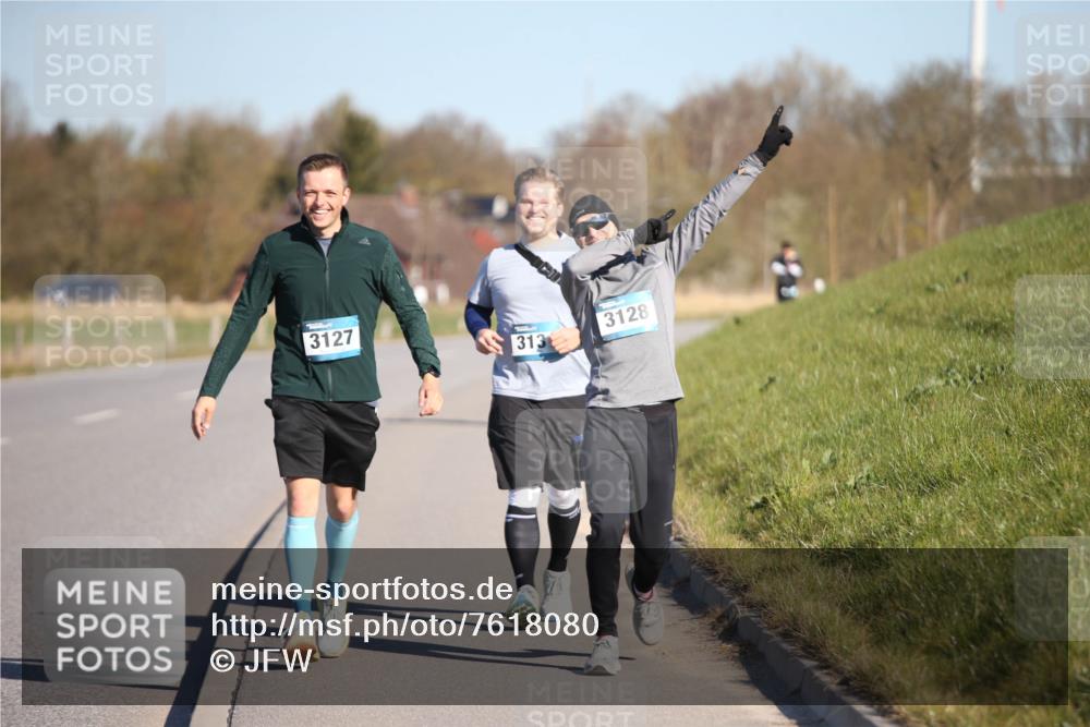 06.04.2025 - 44. Internationalen Wilhelmsburger Insellauf Jannik Wohlers http://msf.ph/oto/7618080 06.04.2025 09:46:06 Laufen 3127, 313, 3128 meine-sportfotos.de