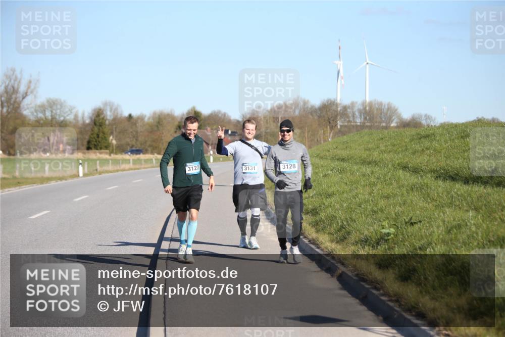 06.04.2025 - 44. Internationalen Wilhelmsburger Insellauf Jannik Wohlers http://msf.ph/oto/7618107 06.04.2025 09:46:07 Laufen 3127, 3131, 3128 meine-sportfotos.de