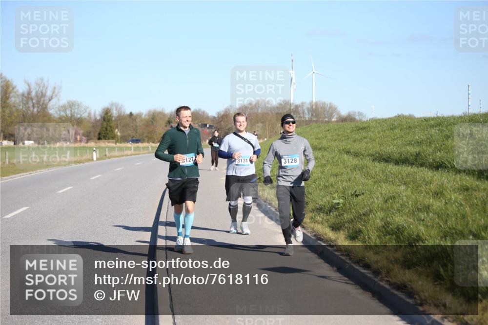 06.04.2025 - 44. Internationalen Wilhelmsburger Insellauf Jannik Wohlers http://msf.ph/oto/7618116 06.04.2025 09:46:09 Laufen 127, 3131, 3128 meine-sportfotos.de
