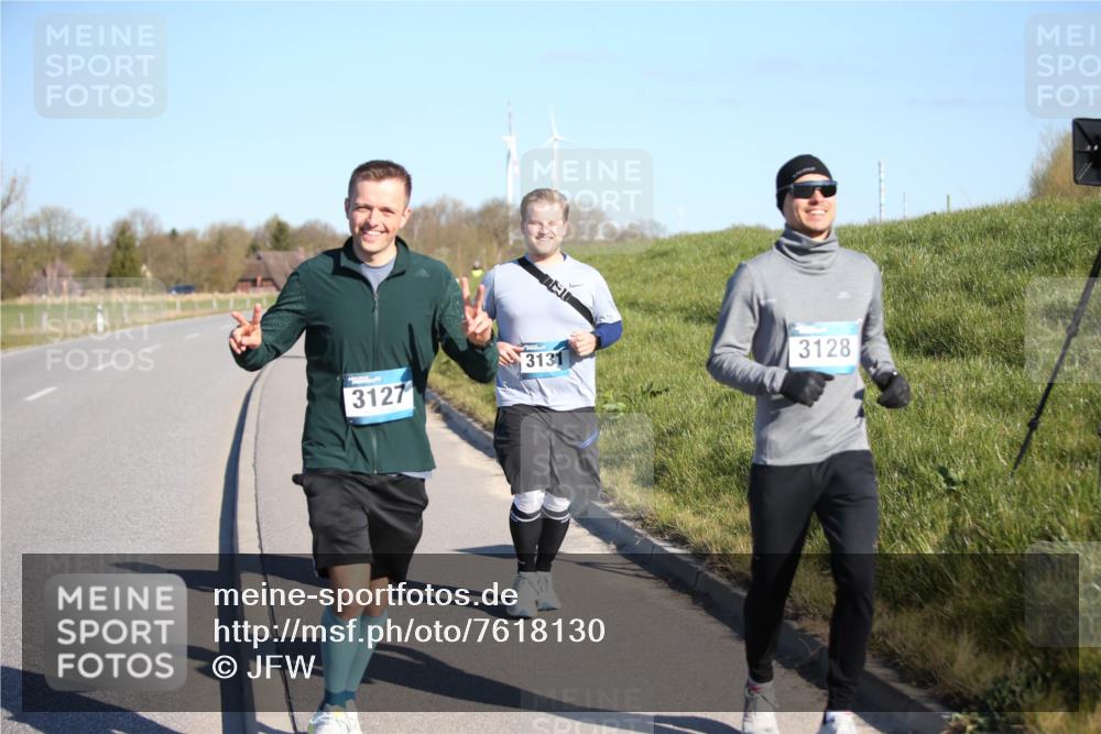 06.04.2025 - 44. Internationalen Wilhelmsburger Insellauf Jannik Wohlers http://msf.ph/oto/7618130 06.04.2025 09:46:11 Laufen 3127, 3131, 3128 meine-sportfotos.de