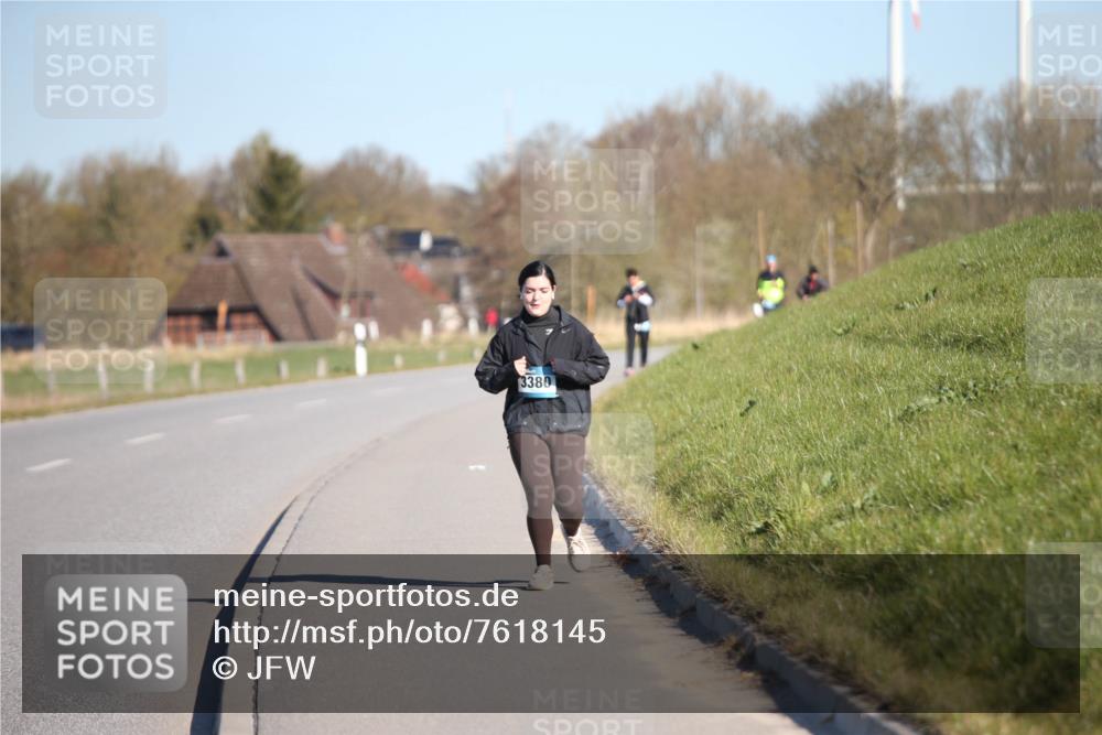 06.04.2025 - 44. Internationalen Wilhelmsburger Insellauf Jannik Wohlers http://msf.ph/oto/7618145 06.04.2025 09:46:15 Laufen 3380 meine-sportfotos.de