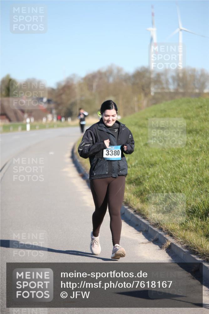 06.04.2025 - 44. Internationalen Wilhelmsburger Insellauf Jannik Wohlers http://msf.ph/oto/7618167 06.04.2025 09:46:22 Laufen 3380 meine-sportfotos.de