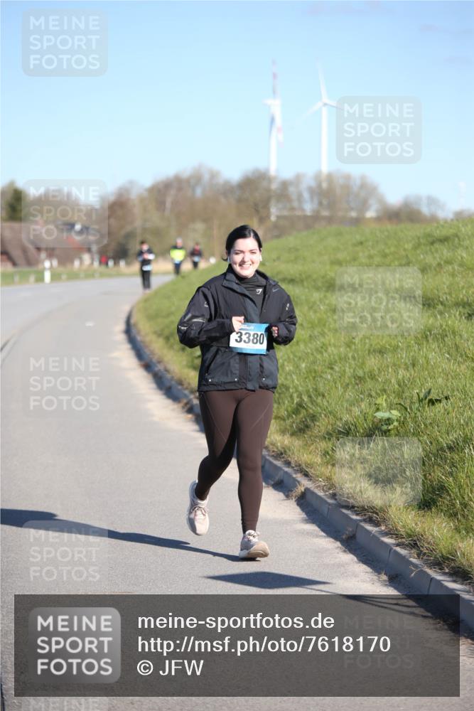 06.04.2025 - 44. Internationalen Wilhelmsburger Insellauf Jannik Wohlers http://msf.ph/oto/7618170 06.04.2025 09:46:22 Laufen 3380 meine-sportfotos.de