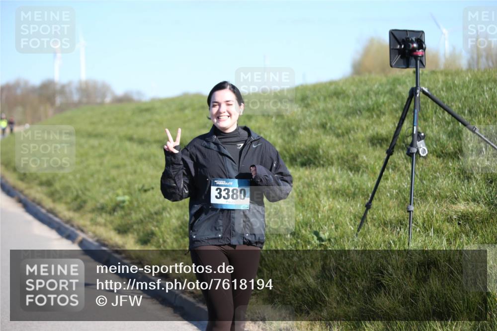 06.04.2025 - 44. Internationalen Wilhelmsburger Insellauf Jannik Wohlers http://msf.ph/oto/7618194 06.04.2025 09:46:25 Laufen 3380 meine-sportfotos.de