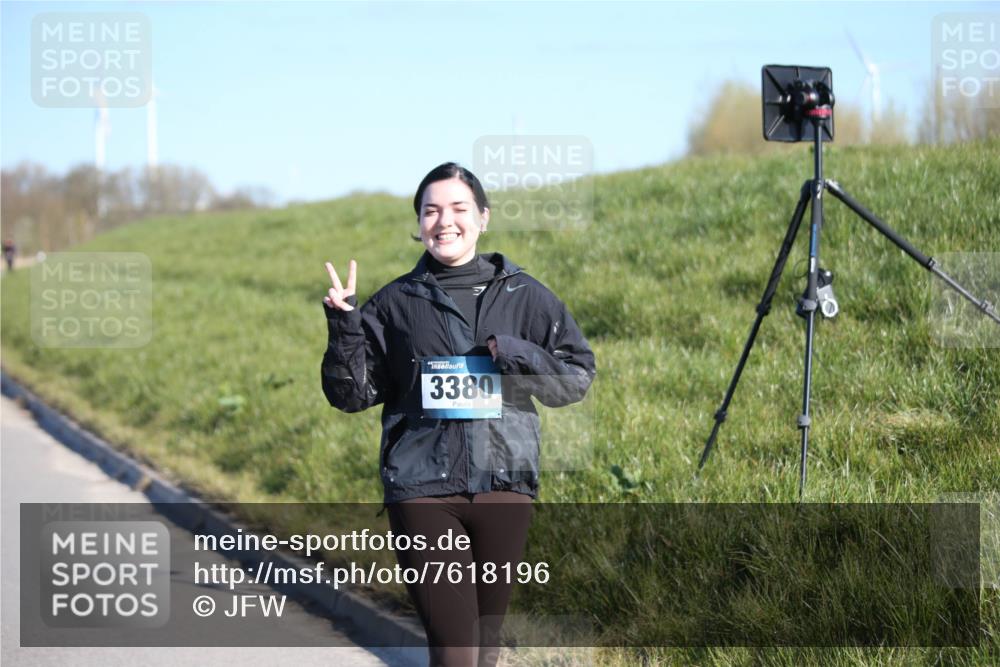 06.04.2025 - 44. Internationalen Wilhelmsburger Insellauf Jannik Wohlers http://msf.ph/oto/7618196 06.04.2025 09:46:25 Laufen 3380 meine-sportfotos.de