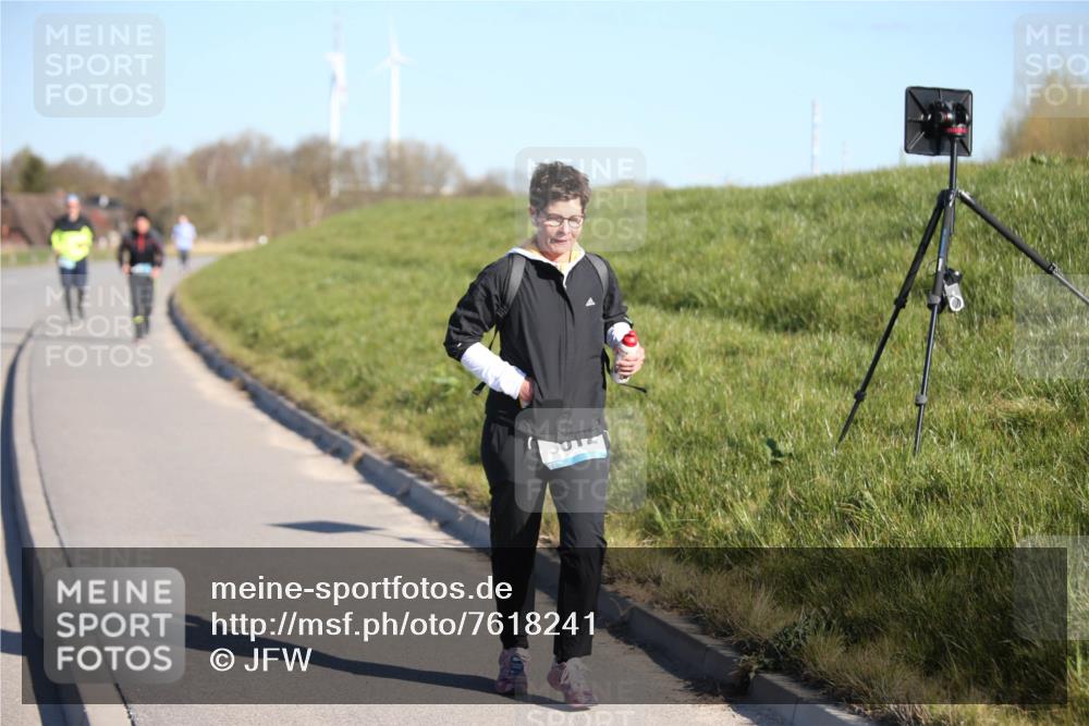 06.04.2025 - 44. Internationalen Wilhelmsburger Insellauf Jannik Wohlers http://msf.ph/oto/7618241 06.04.2025 09:46:51 Laufen  meine-sportfotos.de