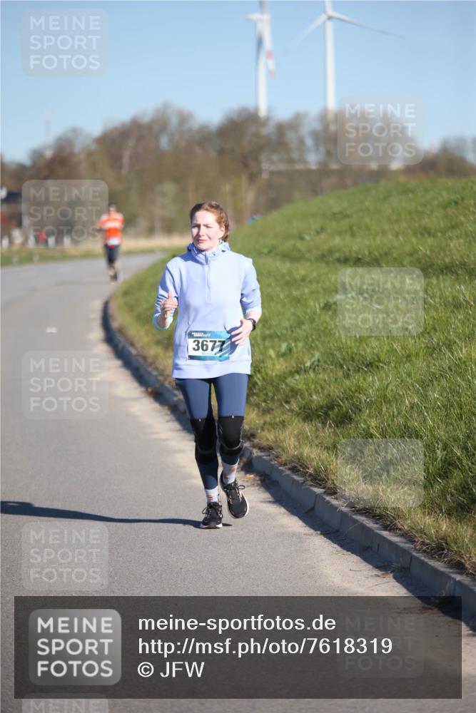06.04.2025 - 44. Internationalen Wilhelmsburger Insellauf Jannik Wohlers http://msf.ph/oto/7618319 06.04.2025 09:47:16 Laufen 3677 meine-sportfotos.de