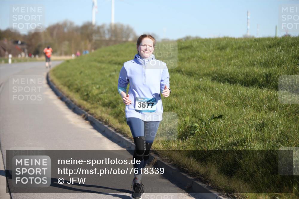 06.04.2025 - 44. Internationalen Wilhelmsburger Insellauf Jannik Wohlers http://msf.ph/oto/7618339 06.04.2025 09:47:19 Laufen 3677 meine-sportfotos.de
