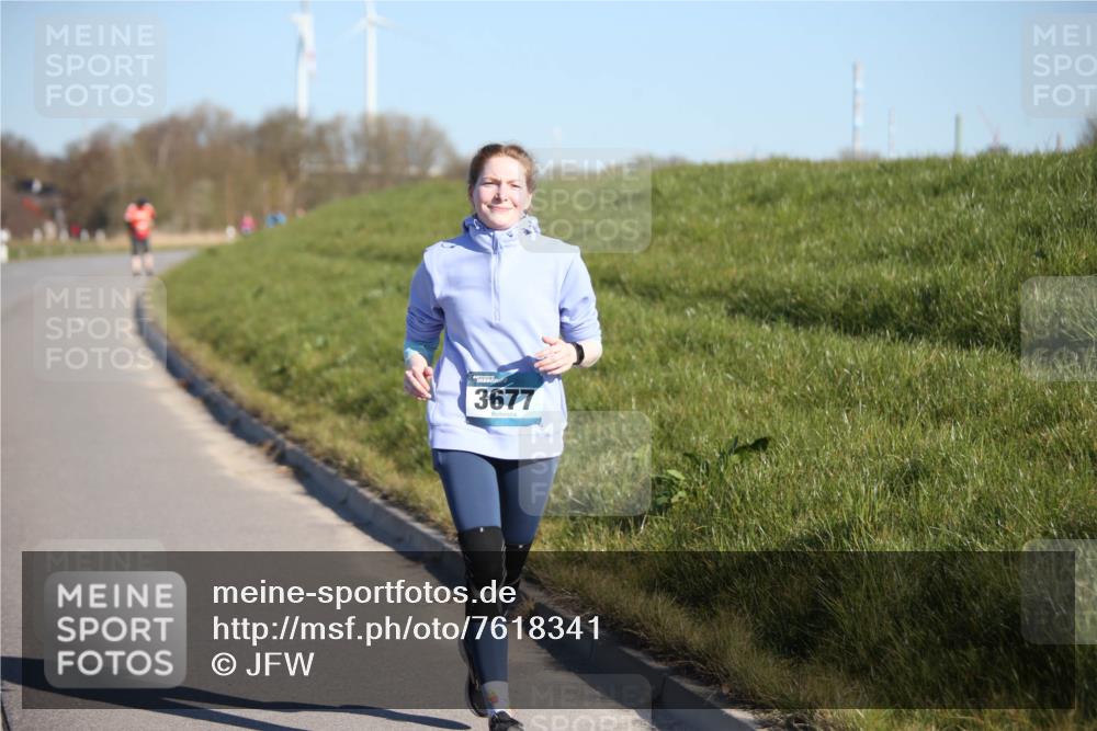 06.04.2025 - 44. Internationalen Wilhelmsburger Insellauf Jannik Wohlers http://msf.ph/oto/7618341 06.04.2025 09:47:19 Laufen 3677 meine-sportfotos.de