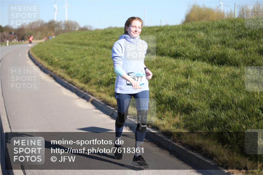 06.04.2025 - 44. Internationalen Wilhelmsburger Insellauf Jannik Wohlers http://msf.ph/oto/7618361 06.04.2025 09:47:20 Laufen 577 meine-sportfotos.de