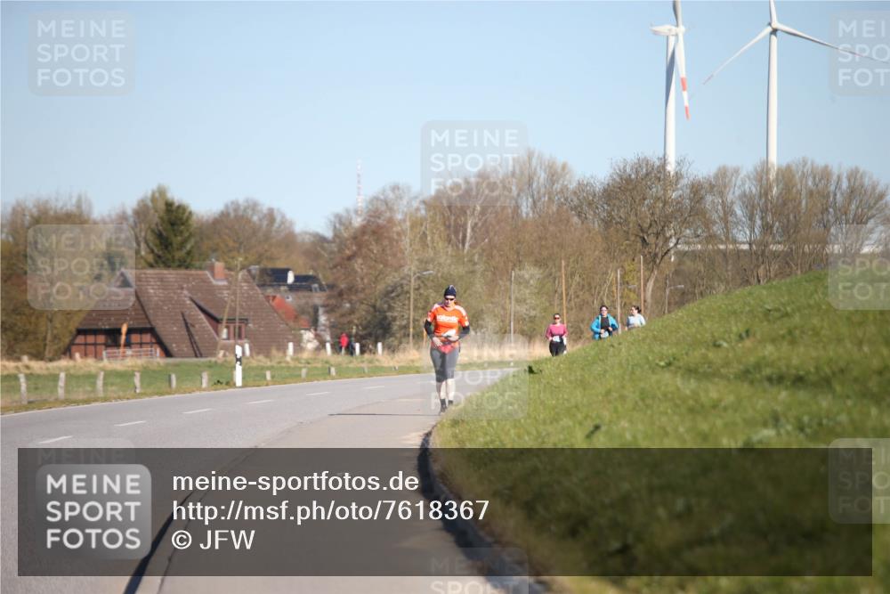 06.04.2025 - 44. Internationalen Wilhelmsburger Insellauf Jannik Wohlers http://msf.ph/oto/7618367 06.04.2025 09:47:22 Laufen  meine-sportfotos.de