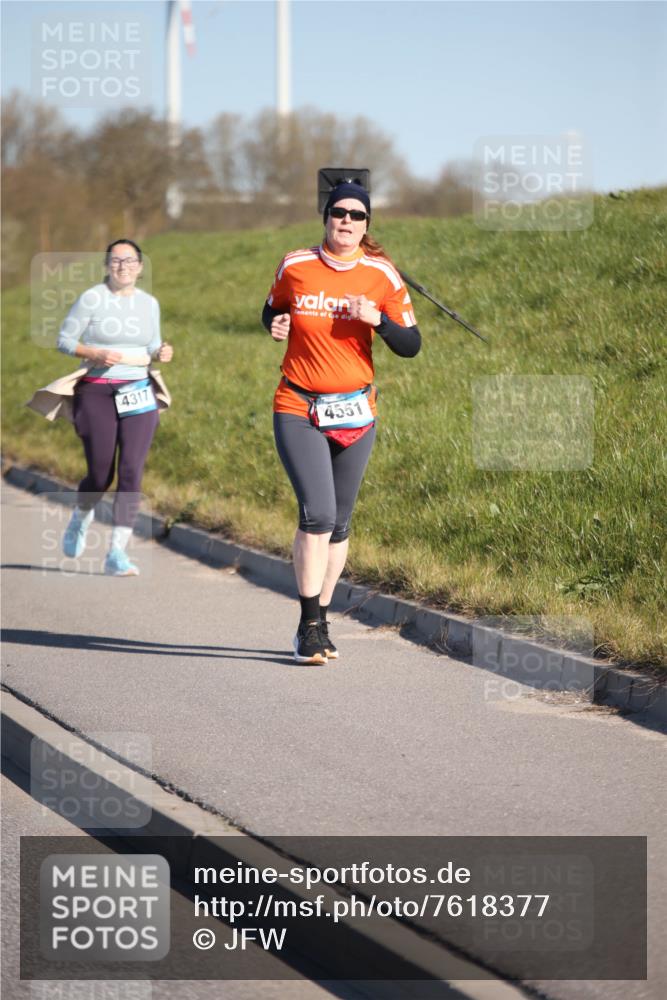 06.04.2025 - 44. Internationalen Wilhelmsburger Insellauf Jannik Wohlers http://msf.ph/oto/7618377 06.04.2025 09:48:17 Laufen 4317, 4551 meine-sportfotos.de
