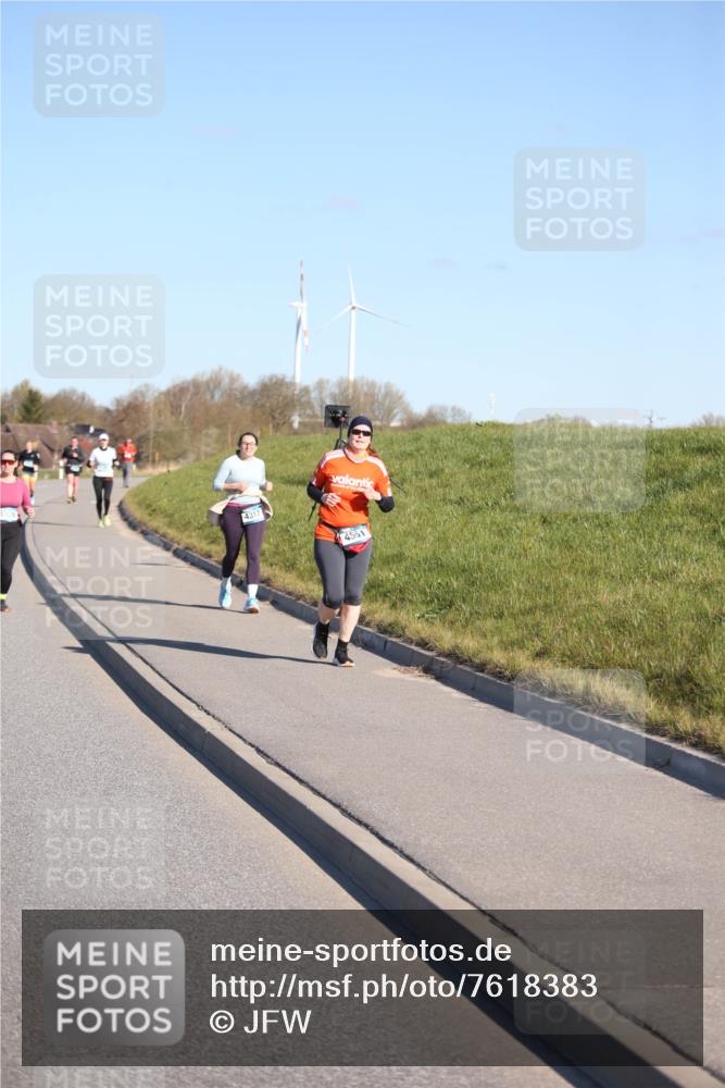 06.04.2025 - 44. Internationalen Wilhelmsburger Insellauf Jannik Wohlers http://msf.ph/oto/7618383 06.04.2025 09:48:17 Laufen 4317, 4551 meine-sportfotos.de