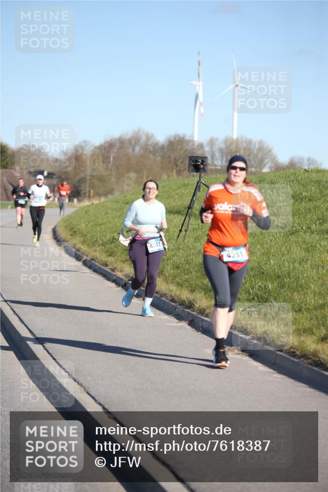 06.04.2025 - 44. Internationalen Wilhelmsburger Insellauf Jannik Wohlers http://msf.ph/oto/7618387 06.04.2025 09:48:18 Laufen 4317, 4551 meine-sportfotos.de