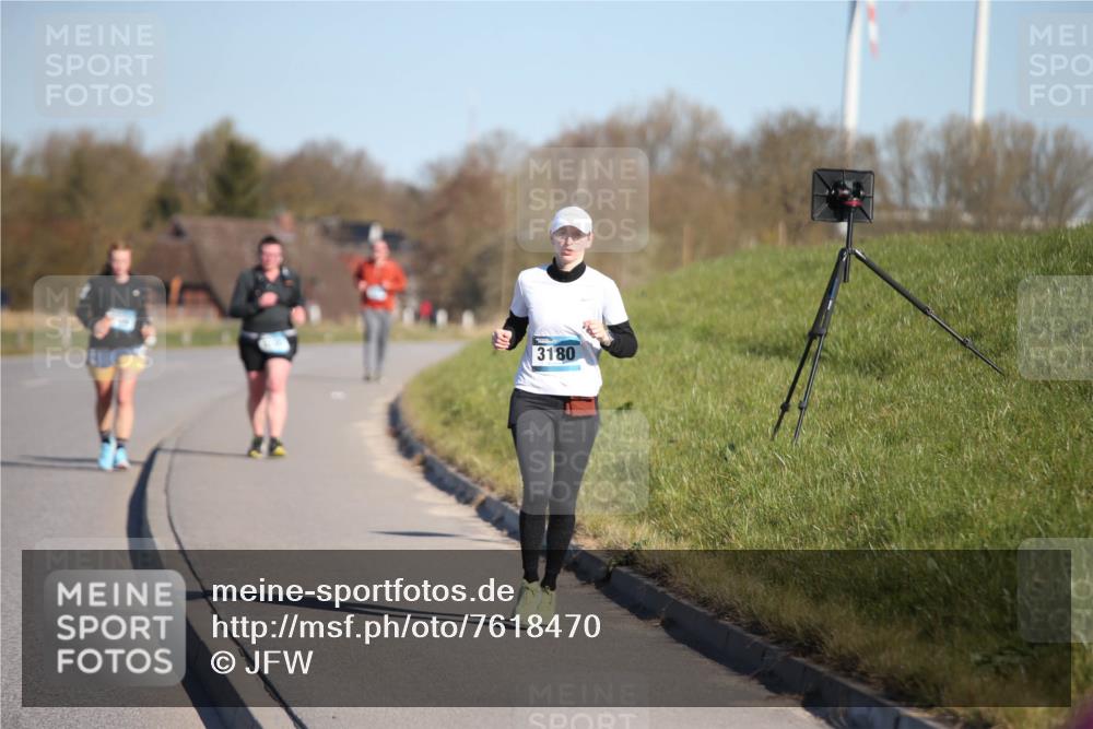 06.04.2025 - 44. Internationalen Wilhelmsburger Insellauf Jannik Wohlers http://msf.ph/oto/7618470 06.04.2025 09:48:27 Laufen 3180 meine-sportfotos.de