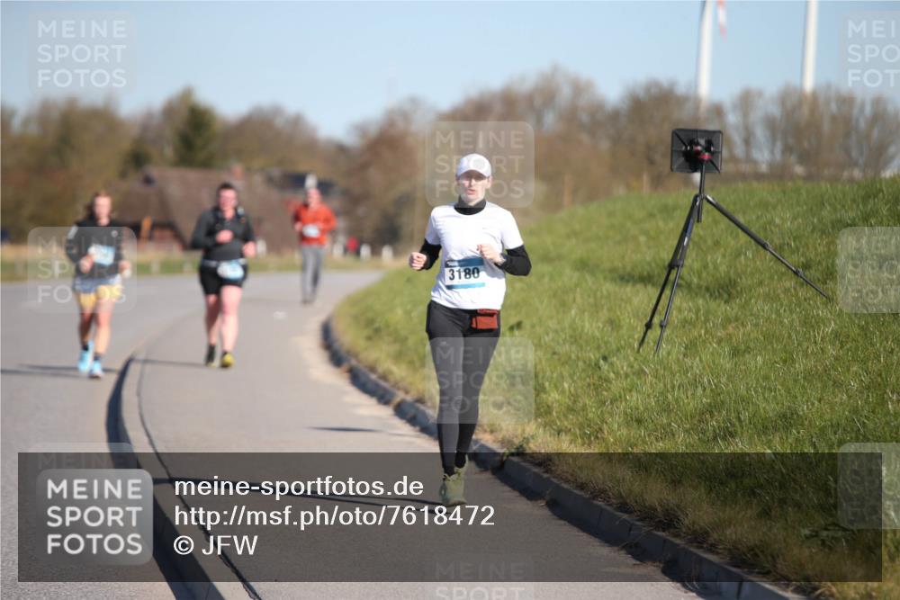 06.04.2025 - 44. Internationalen Wilhelmsburger Insellauf Jannik Wohlers http://msf.ph/oto/7618472 06.04.2025 09:48:27 Laufen 3180 meine-sportfotos.de
