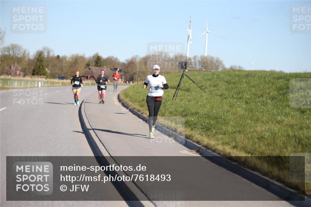 06.04.2025 - 44. Internationalen Wilhelmsburger Insellauf Jannik Wohlers http://msf.ph/oto/7618493 06.04.2025 09:48:28 Laufen 3180 meine-sportfotos.de