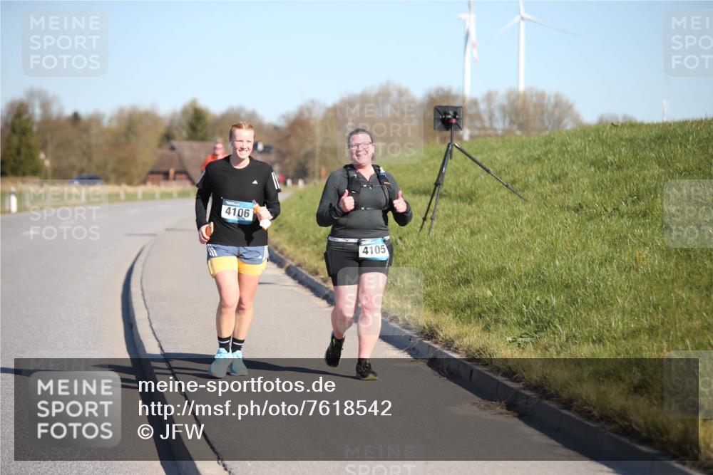 06.04.2025 - 44. Internationalen Wilhelmsburger Insellauf Jannik Wohlers http://msf.ph/oto/7618542 06.04.2025 09:48:38 Laufen 4106, 4105 meine-sportfotos.de