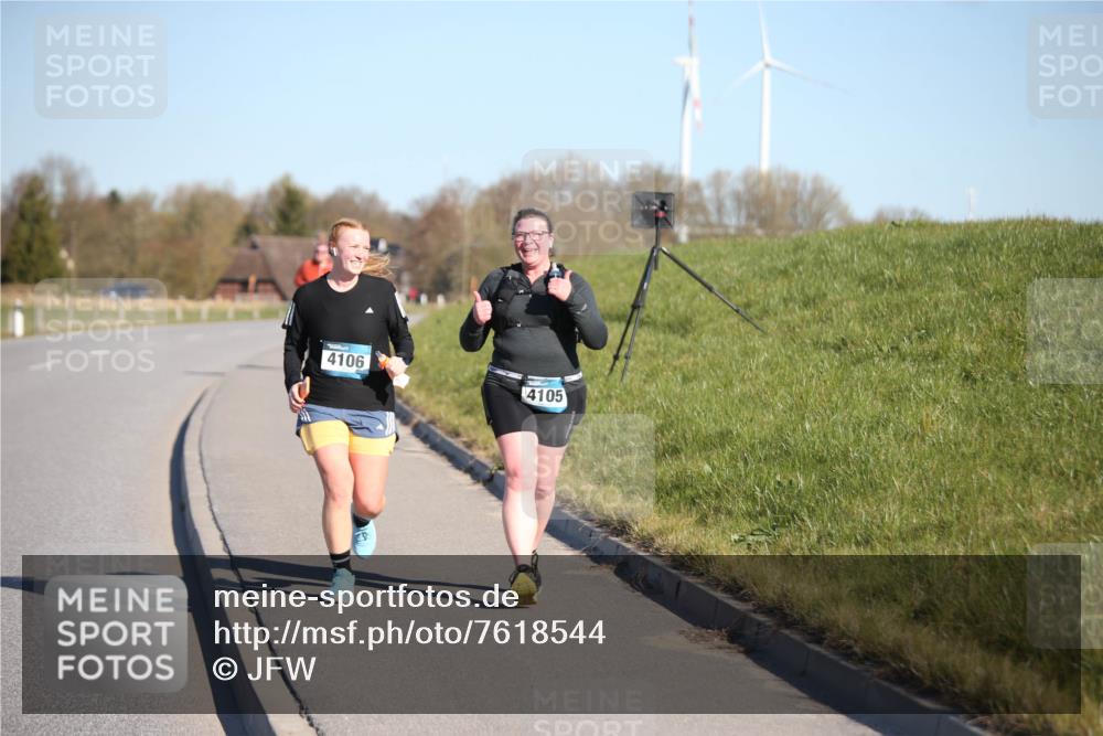 06.04.2025 - 44. Internationalen Wilhelmsburger Insellauf Jannik Wohlers http://msf.ph/oto/7618544 06.04.2025 09:48:38 Laufen 4106, 4105 meine-sportfotos.de