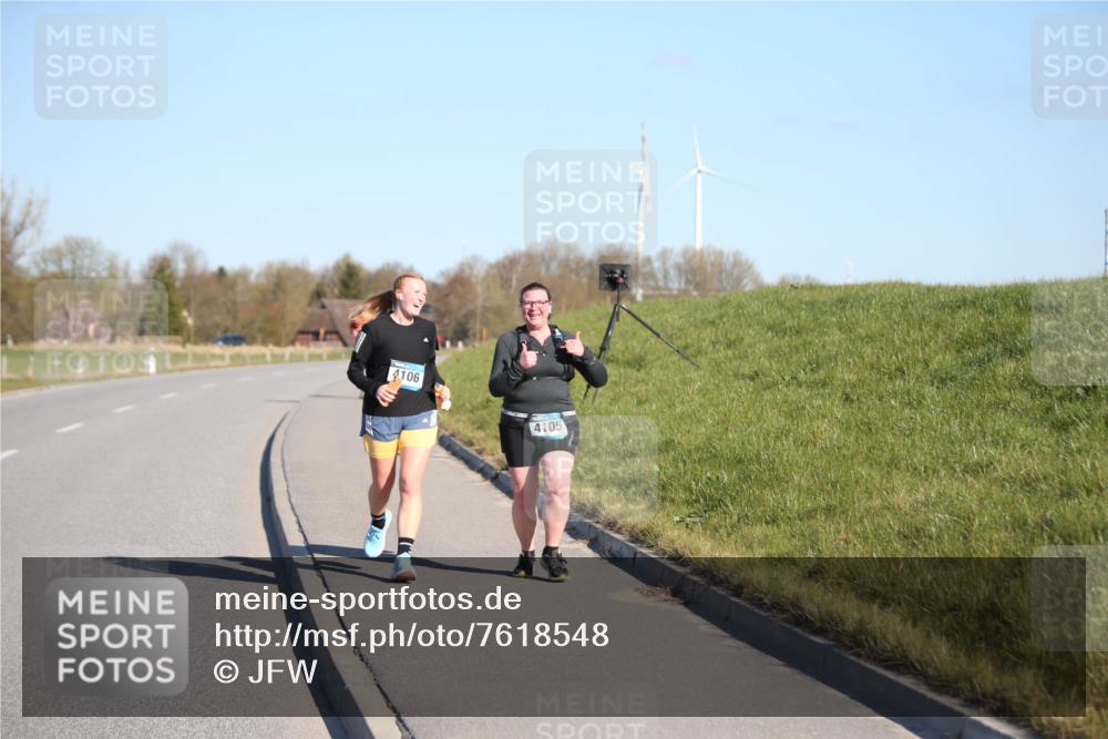 06.04.2025 - 44. Internationalen Wilhelmsburger Insellauf Jannik Wohlers http://msf.ph/oto/7618548 06.04.2025 09:48:38 Laufen 4106, 4105 meine-sportfotos.de