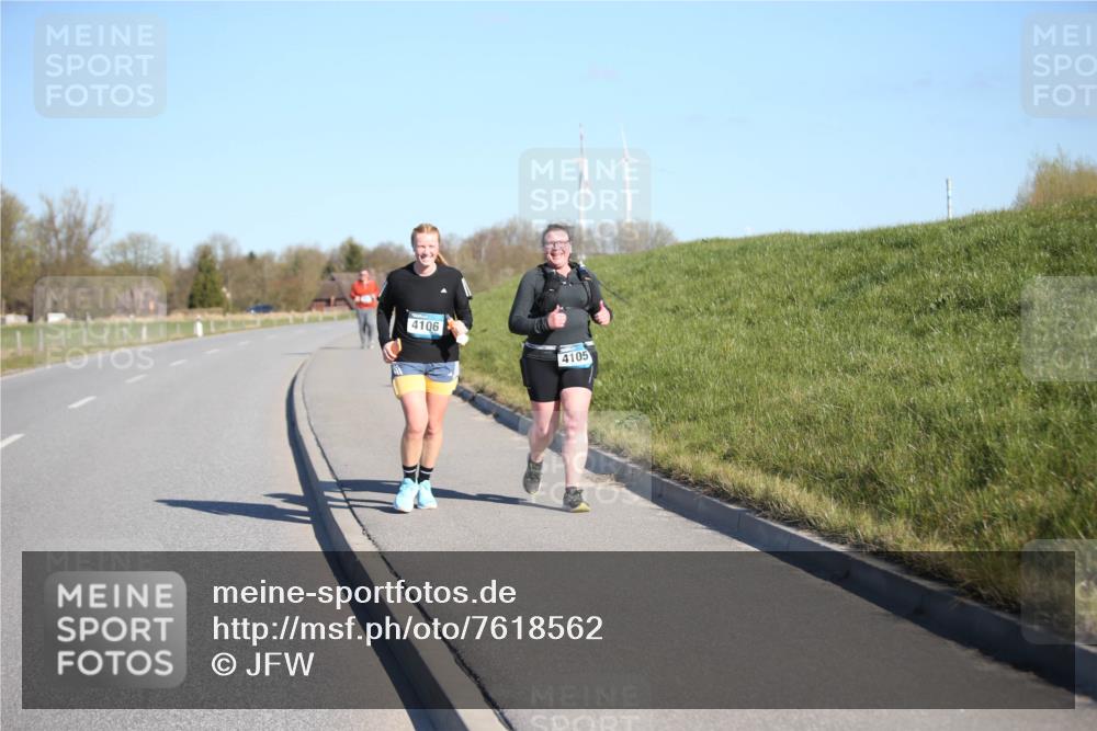 06.04.2025 - 44. Internationalen Wilhelmsburger Insellauf Jannik Wohlers http://msf.ph/oto/7618562 06.04.2025 09:48:39 Laufen 4106, 4105 meine-sportfotos.de
