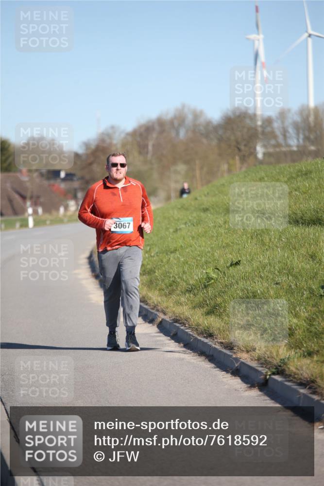 06.04.2025 - 44. Internationalen Wilhelmsburger Insellauf Jannik Wohlers http://msf.ph/oto/7618592 06.04.2025 09:48:48 Laufen 3067 meine-sportfotos.de