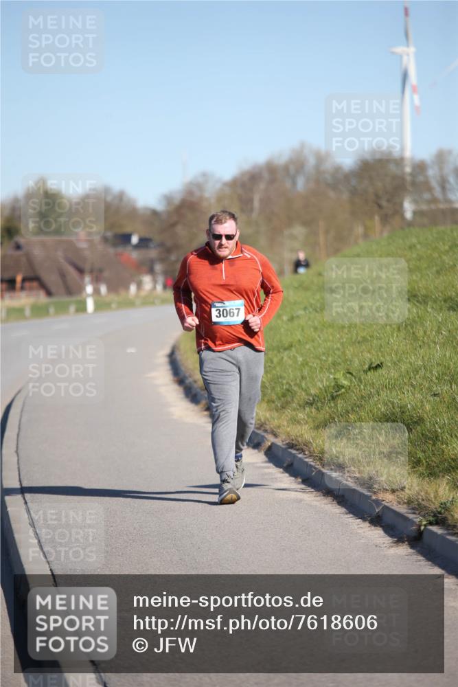 06.04.2025 - 44. Internationalen Wilhelmsburger Insellauf Jannik Wohlers http://msf.ph/oto/7618606 06.04.2025 09:48:49 Laufen 3067 meine-sportfotos.de