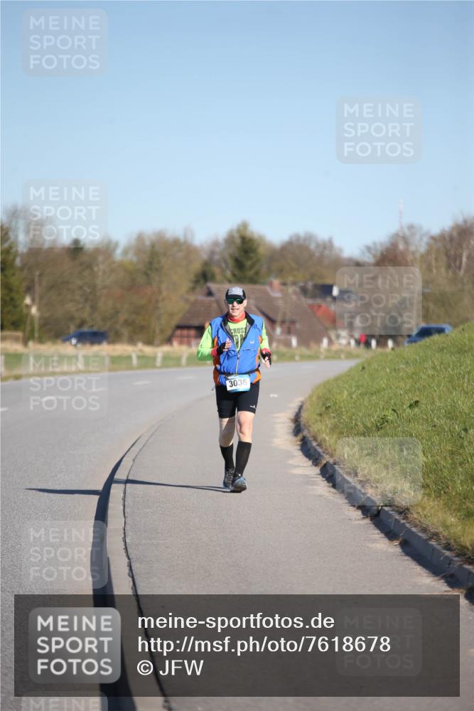 06.04.2025 - 44. Internationalen Wilhelmsburger Insellauf Jannik Wohlers http://msf.ph/oto/7618678 06.04.2025 09:49:50 Laufen 3036 meine-sportfotos.de