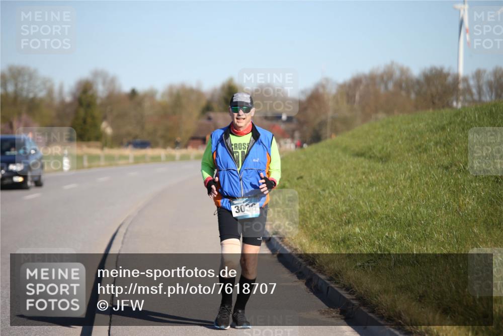06.04.2025 - 44. Internationalen Wilhelmsburger Insellauf Jannik Wohlers http://msf.ph/oto/7618707 06.04.2025 09:49:57 Laufen 30 meine-sportfotos.de