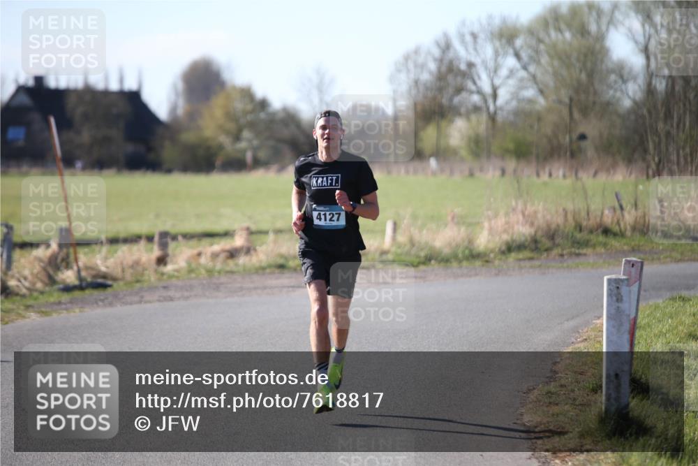 06.04.2025 - 44. Internationalen Wilhelmsburger Insellauf Jannik Wohlers http://msf.ph/oto/7618817 06.04.2025 09:57:33 Laufen 4127 meine-sportfotos.de