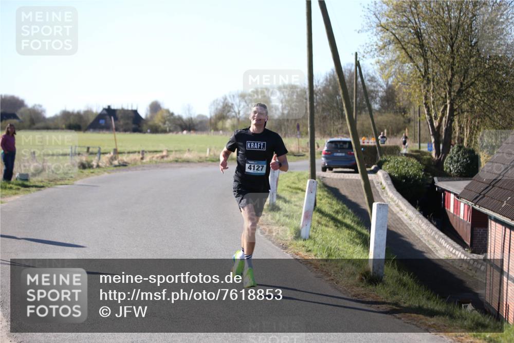 06.04.2025 - 44. Internationalen Wilhelmsburger Insellauf Jannik Wohlers http://msf.ph/oto/7618853 06.04.2025 09:57:35 Laufen 4127 meine-sportfotos.de