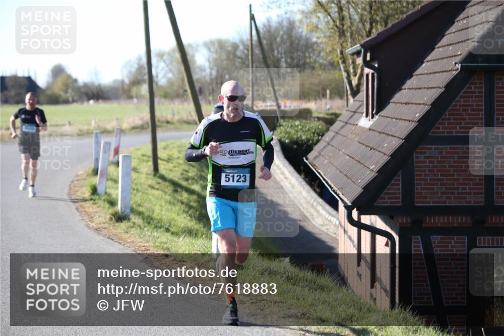 06.04.2025 - 44. Internationalen Wilhelmsburger Insellauf Jannik Wohlers http://msf.ph/oto/7618883 06.04.2025 09:57:54 Laufen 4500, 5123 meine-sportfotos.de