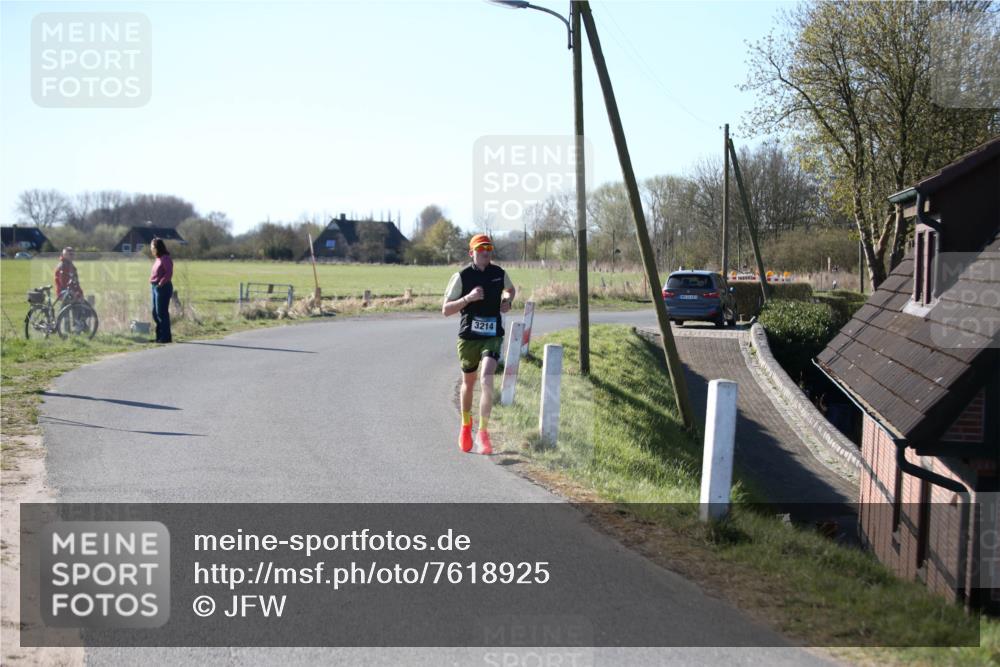06.04.2025 - 44. Internationalen Wilhelmsburger Insellauf Jannik Wohlers http://msf.ph/oto/7618925 06.04.2025 09:58:56 Laufen 3214 meine-sportfotos.de