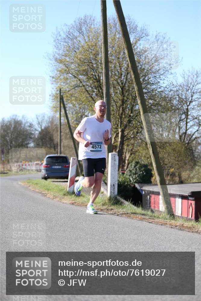 06.04.2025 - 44. Internationalen Wilhelmsburger Insellauf Jannik Wohlers http://msf.ph/oto/7619027 06.04.2025 09:59:59 Laufen 4572 meine-sportfotos.de