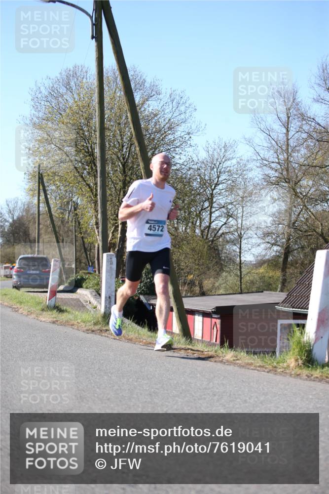 06.04.2025 - 44. Internationalen Wilhelmsburger Insellauf Jannik Wohlers http://msf.ph/oto/7619041 06.04.2025 10:00:00 Laufen 4572 meine-sportfotos.de