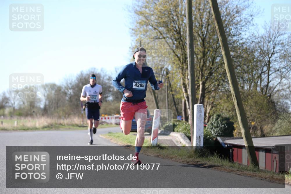 06.04.2025 - 44. Internationalen Wilhelmsburger Insellauf Jannik Wohlers http://msf.ph/oto/7619077 06.04.2025 10:00:31 Laufen 4052, 4285 meine-sportfotos.de
