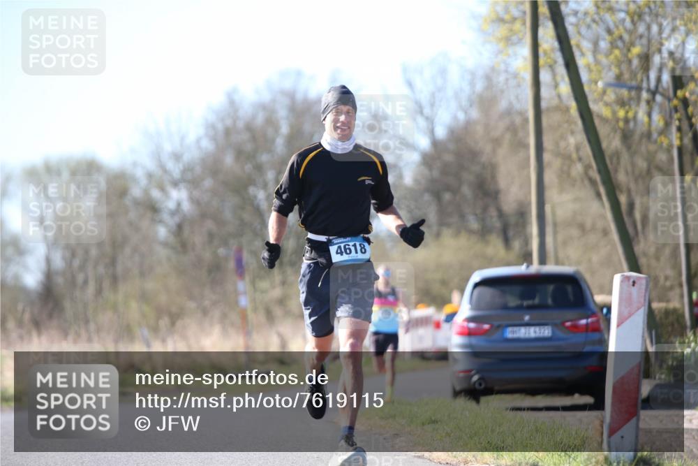 06.04.2025 - 44. Internationalen Wilhelmsburger Insellauf Jannik Wohlers http://msf.ph/oto/7619115 06.04.2025 10:00:34 Laufen 4618 meine-sportfotos.de