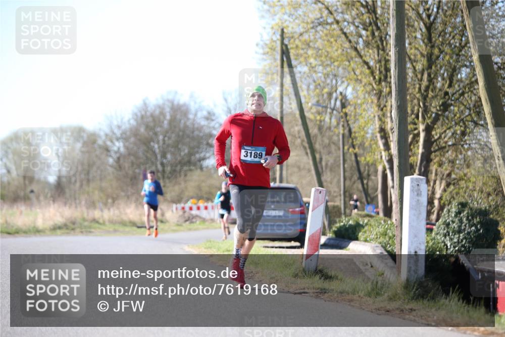 06.04.2025 - 44. Internationalen Wilhelmsburger Insellauf Jannik Wohlers http://msf.ph/oto/7619168 06.04.2025 10:01:05 Laufen 3189 meine-sportfotos.de