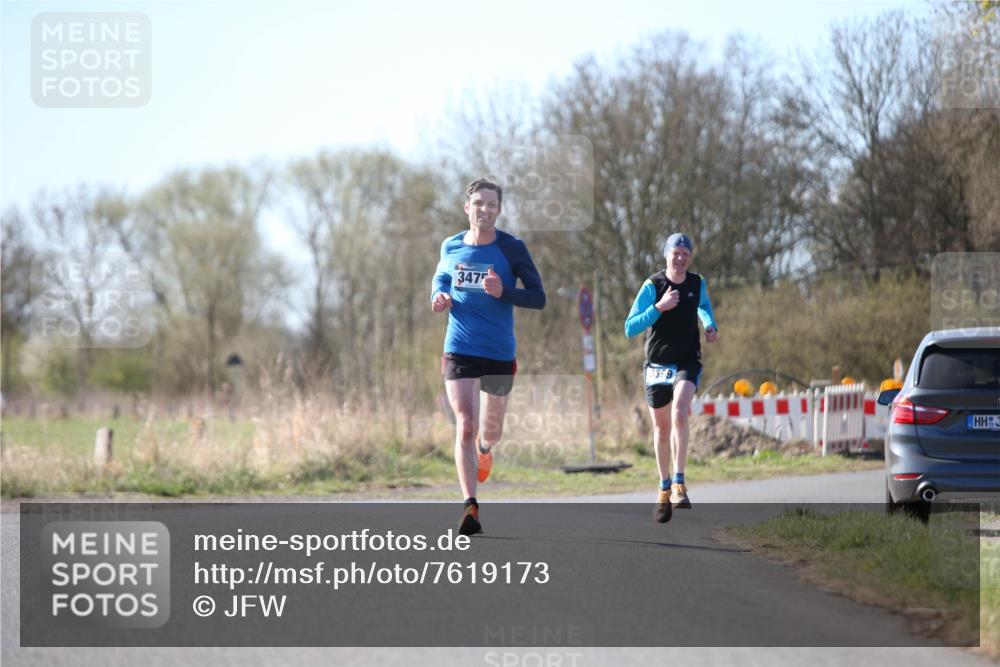 06.04.2025 - 44. Internationalen Wilhelmsburger Insellauf Jannik Wohlers http://msf.ph/oto/7619173 06.04.2025 10:01:10 Laufen 3477 meine-sportfotos.de