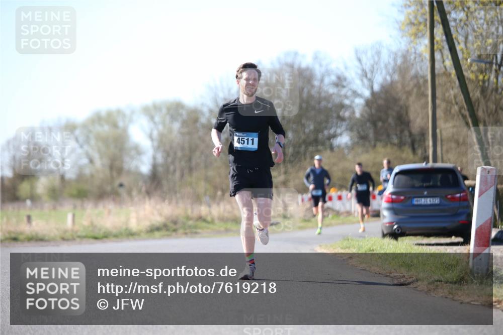 06.04.2025 - 44. Internationalen Wilhelmsburger Insellauf Jannik Wohlers http://msf.ph/oto/7619218 06.04.2025 10:01:30 Laufen 4511 meine-sportfotos.de
