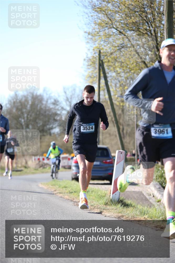 06.04.2025 - 44. Internationalen Wilhelmsburger Insellauf Jannik Wohlers http://msf.ph/oto/7619276 06.04.2025 10:01:40 Laufen 3524, 3961 meine-sportfotos.de