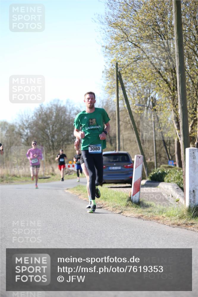 06.04.2025 - 44. Internationalen Wilhelmsburger Insellauf Jannik Wohlers http://msf.ph/oto/7619353 06.04.2025 10:01:58 Laufen 3080 meine-sportfotos.de