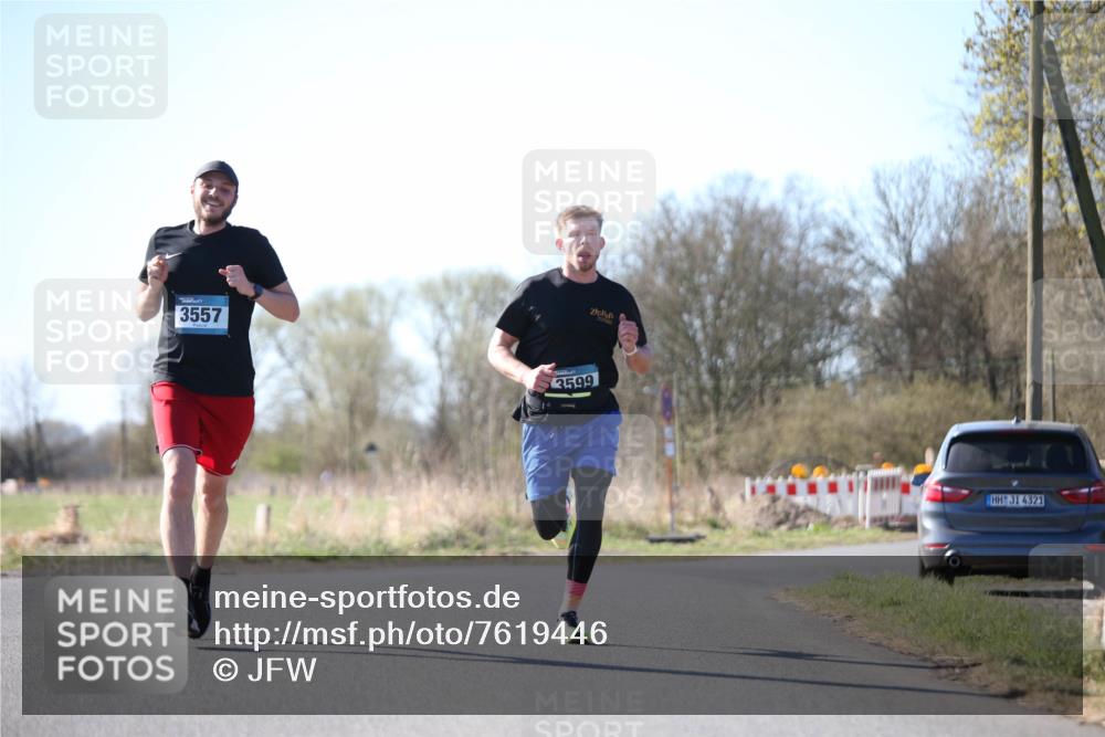 06.04.2025 - 44. Internationalen Wilhelmsburger Insellauf Jannik Wohlers http://msf.ph/oto/7619446 06.04.2025 10:02:07 Laufen 3557, 3599, 4321 meine-sportfotos.de