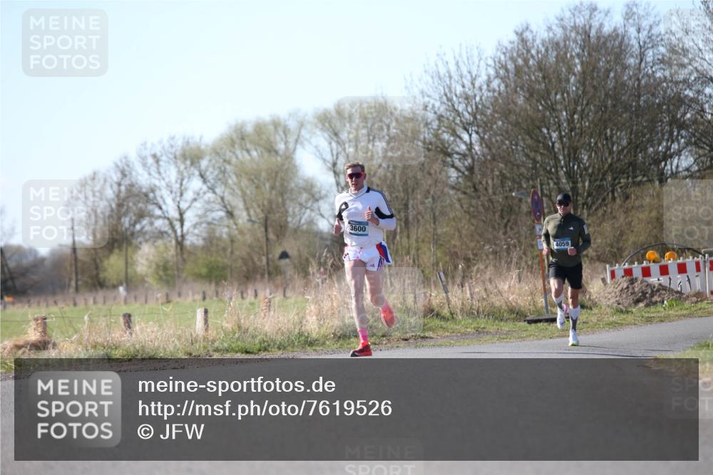 06.04.2025 - 44. Internationalen Wilhelmsburger Insellauf Jannik Wohlers http://msf.ph/oto/7619526 06.04.2025 10:03:05 Laufen 3600, 4059 meine-sportfotos.de