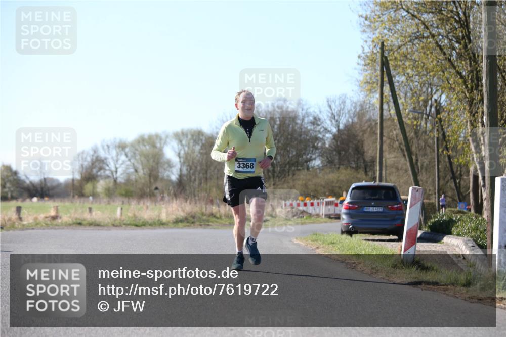 06.04.2025 - 44. Internationalen Wilhelmsburger Insellauf Jannik Wohlers http://msf.ph/oto/7619722 06.04.2025 10:03:49 Laufen 3368 meine-sportfotos.de