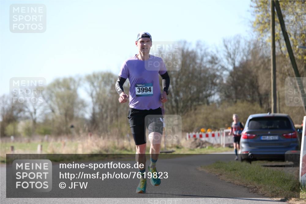 06.04.2025 - 44. Internationalen Wilhelmsburger Insellauf Jannik Wohlers http://msf.ph/oto/7619823 06.04.2025 10:04:19 Laufen 3994 meine-sportfotos.de