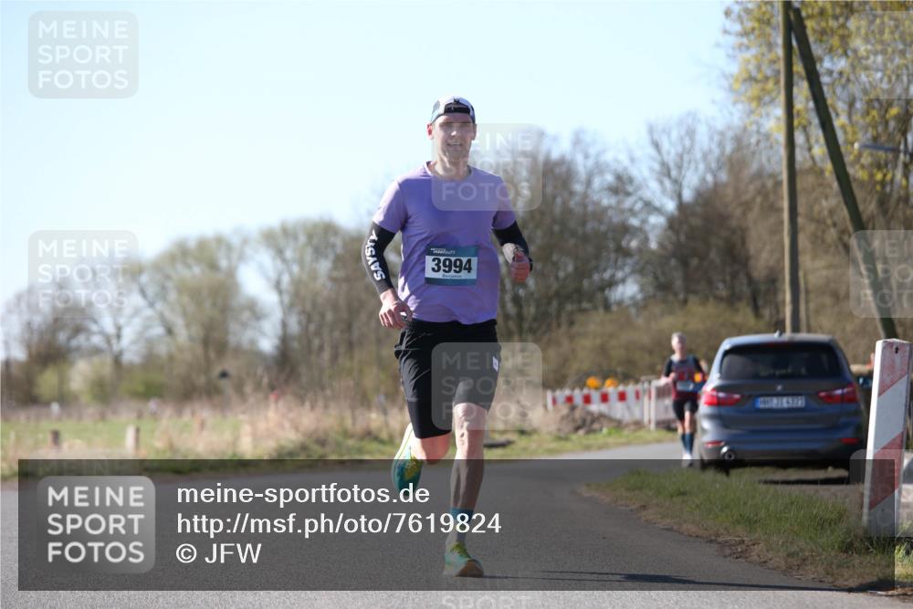 06.04.2025 - 44. Internationalen Wilhelmsburger Insellauf Jannik Wohlers http://msf.ph/oto/7619824 06.04.2025 10:04:20 Laufen 3994 meine-sportfotos.de
